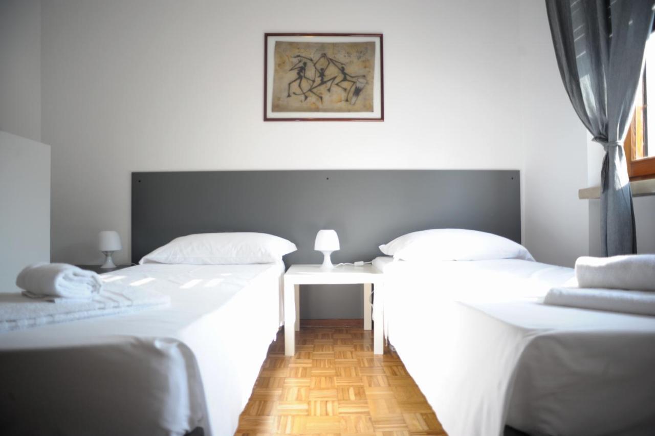 B&B Foroni 29 Verona Bagian luar foto